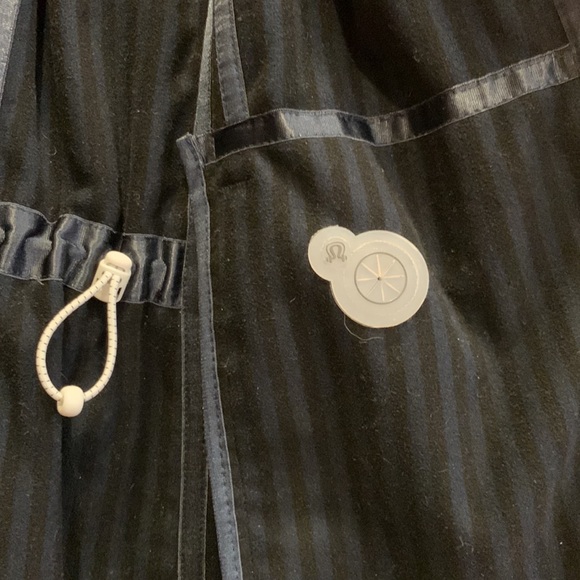 Lululemon Waterproof jacket - Picture 6 of 7